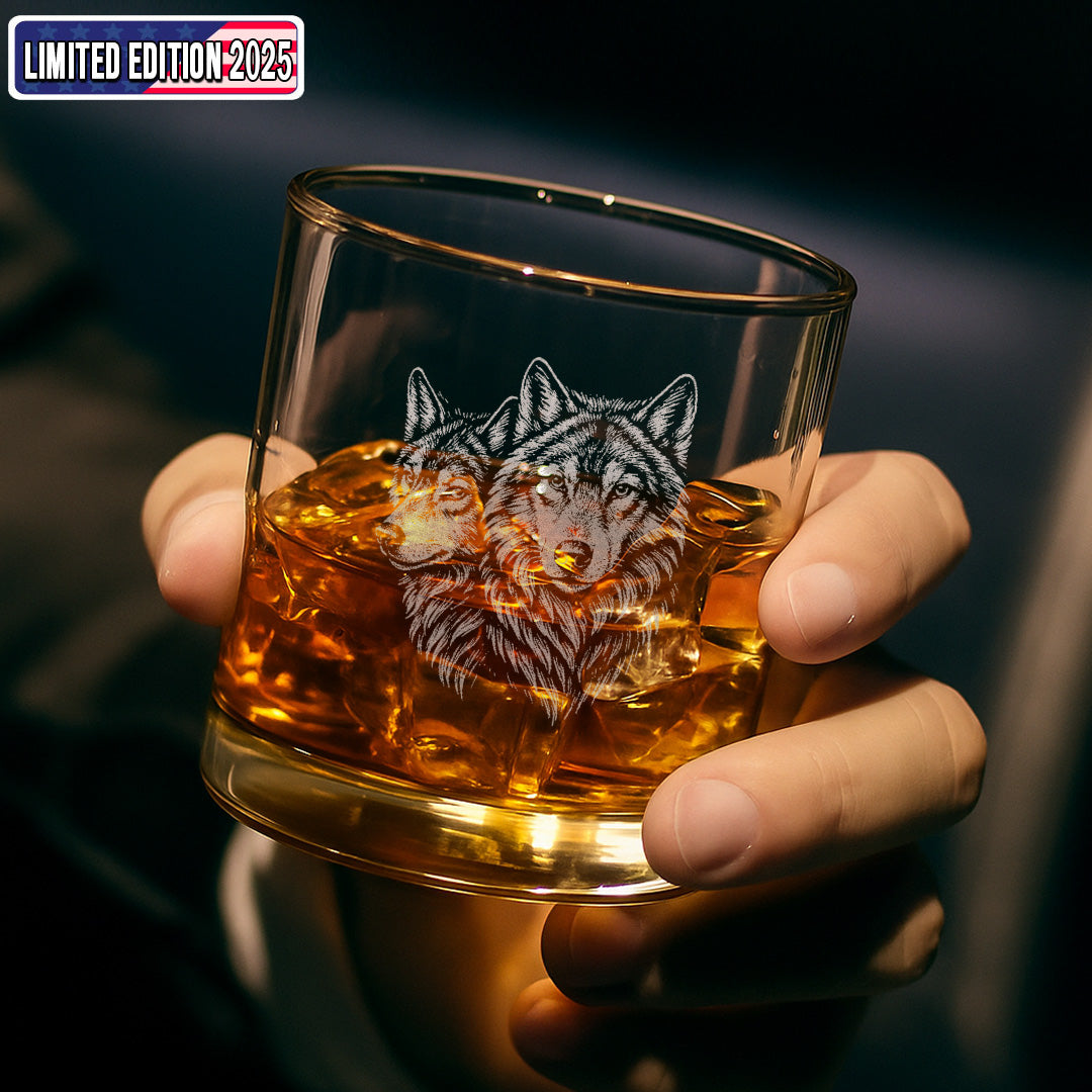 Engraved Wolf Whiskey Glass – Gift for Hunters, Outdoorsmen & Rustic Bar Deco