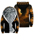 This warm, fleece-lined hoodie features a powerful 
