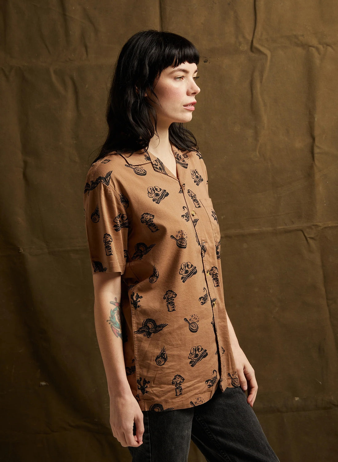 Brain Fried Men's Printed Short Sleeve Button Up Shirt – Vintage Graphic Casual Summer Shirt