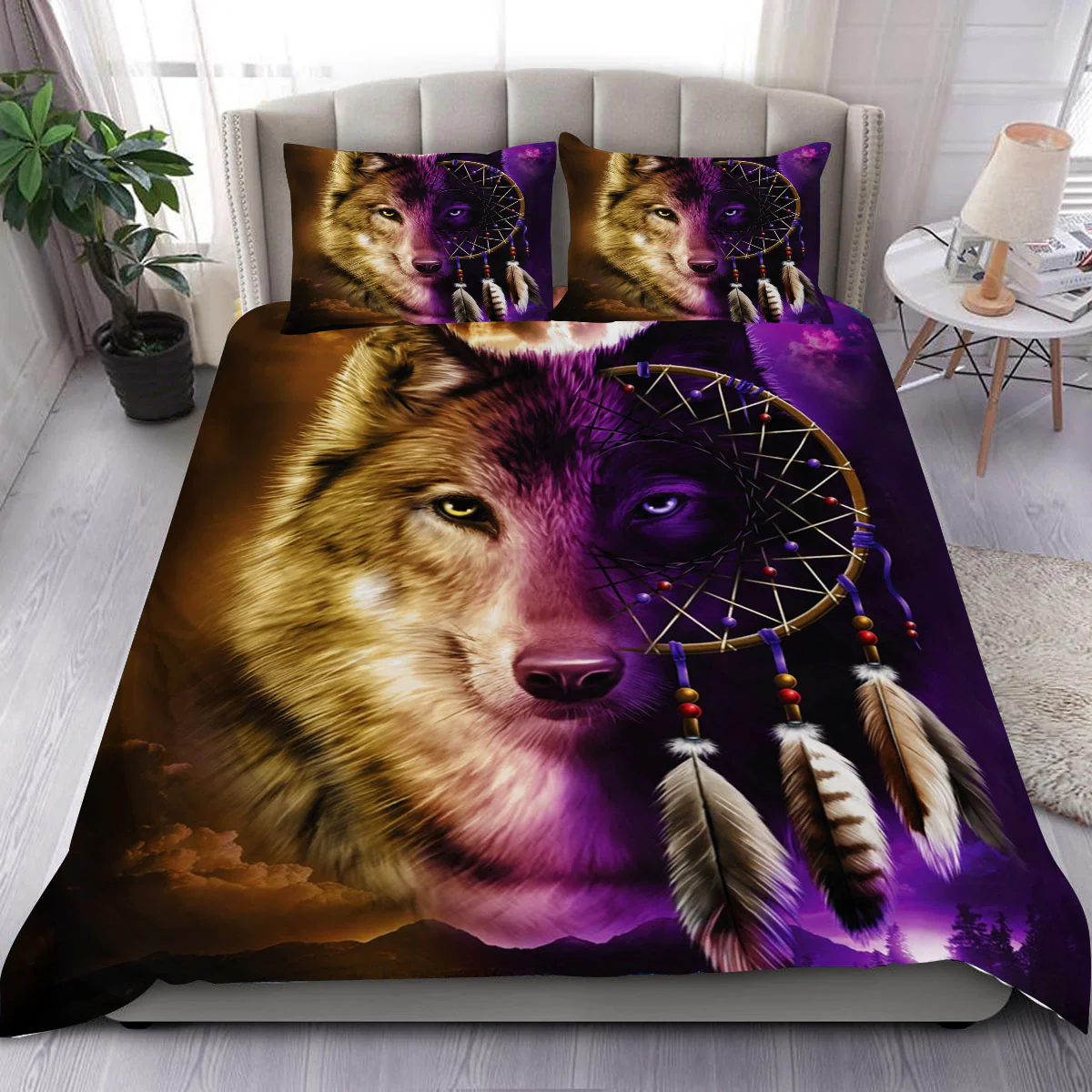 Close-up of Northeast Woodlands Dreamcatcher Wolf bedding showing detailed wolf face and dreamcatcher feathers.